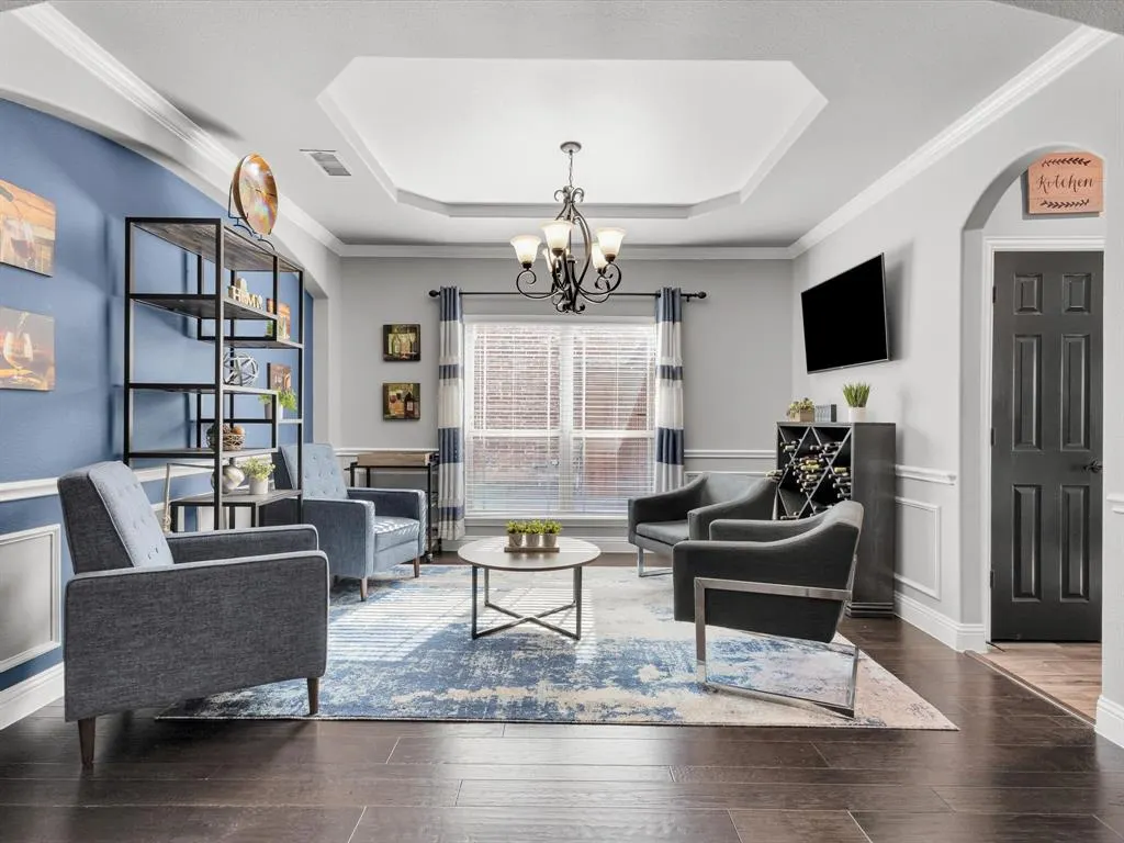 320 Saint Mark Lane