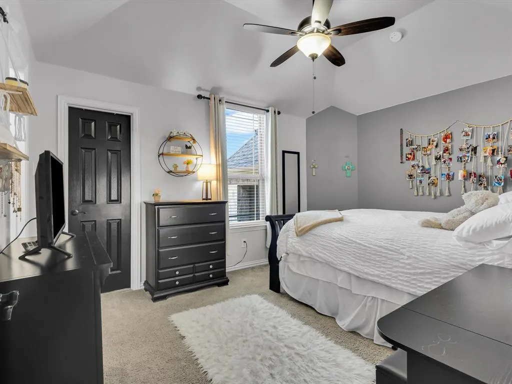 320 Saint Mark Lane