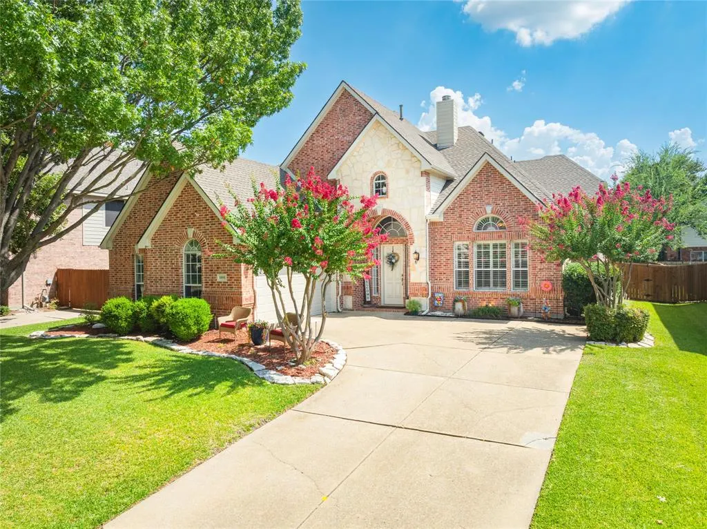 1505 N Crossing Drive