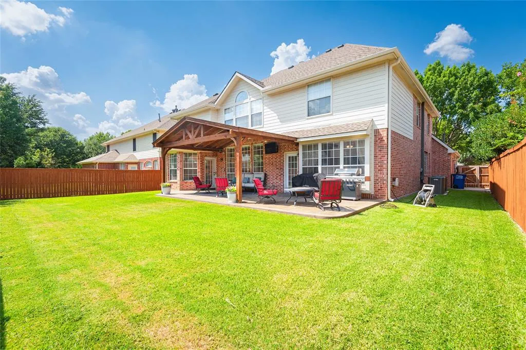 1505 N Crossing Drive