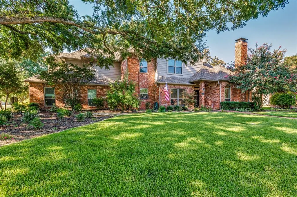 1606 Amesbury Drive