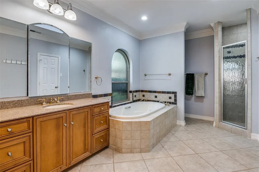 1606 Amesbury Drive