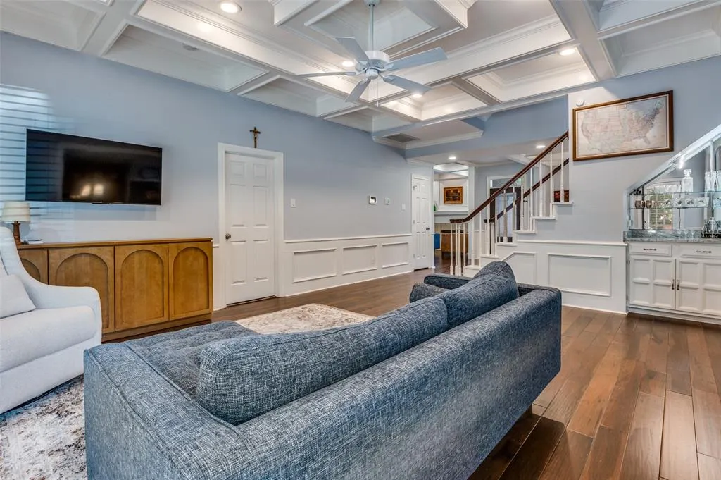 1606 Amesbury Drive