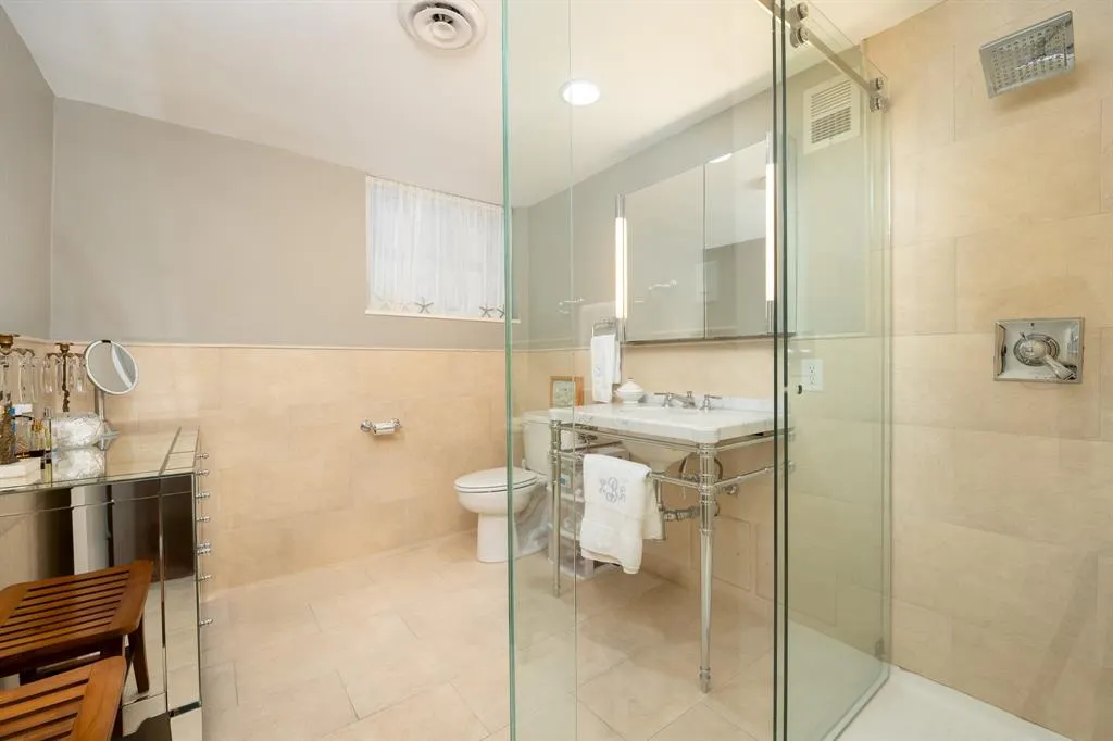 3525 Turtle Creek Boulevard, #11D