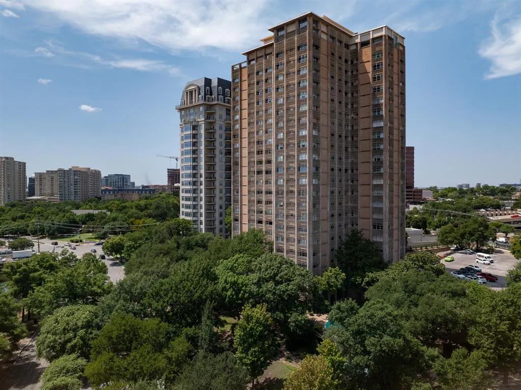 3525 Turtle Creek Boulevard, #11D