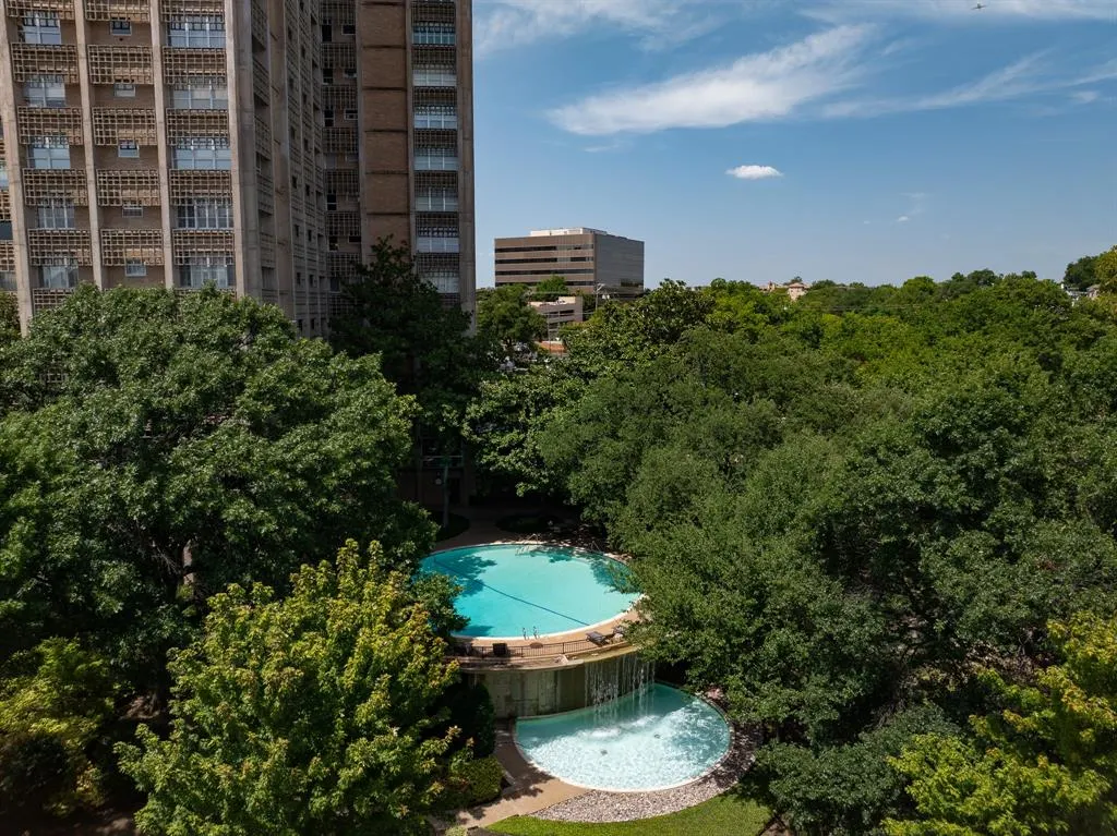 3525 Turtle Creek Boulevard, #11D