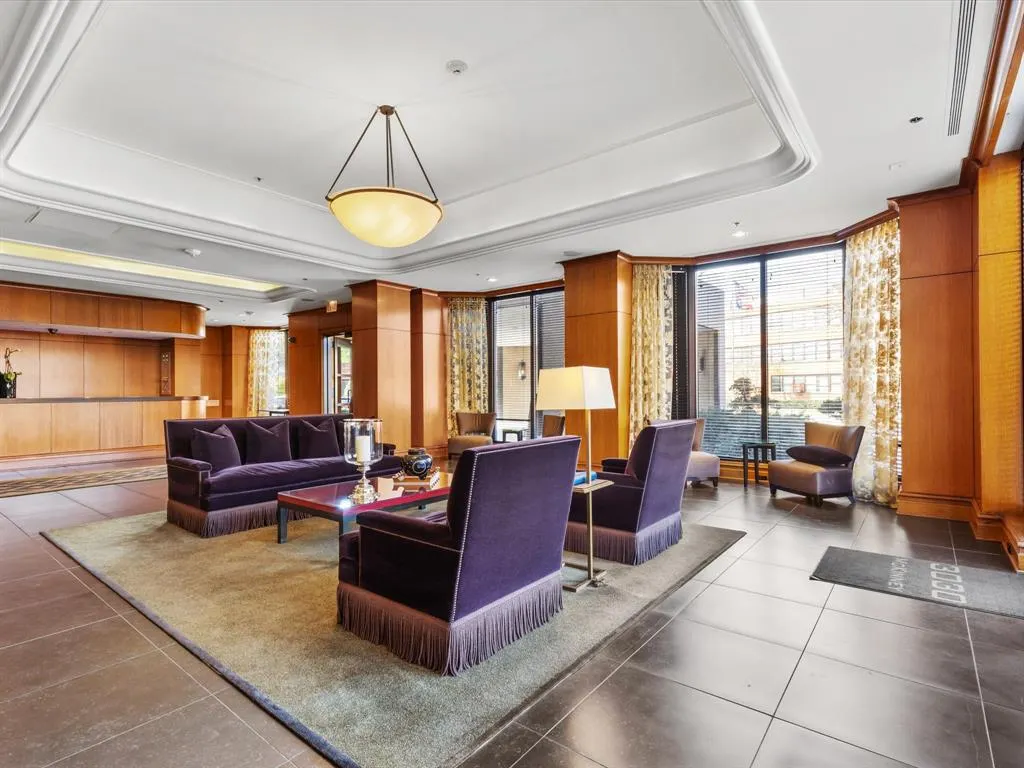 3030 Mckinney Avenue, #1705