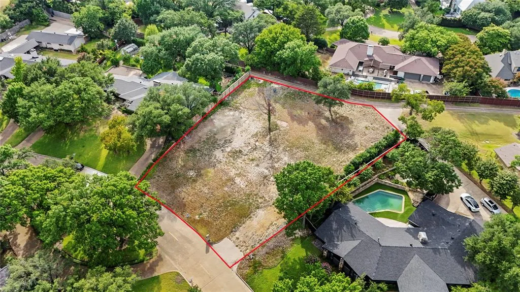 6263 Preston Creek Drive