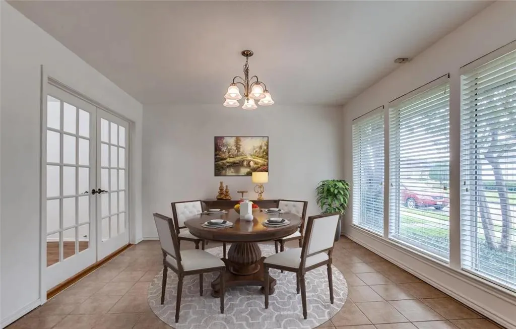 1106 Richland Oaks Drive