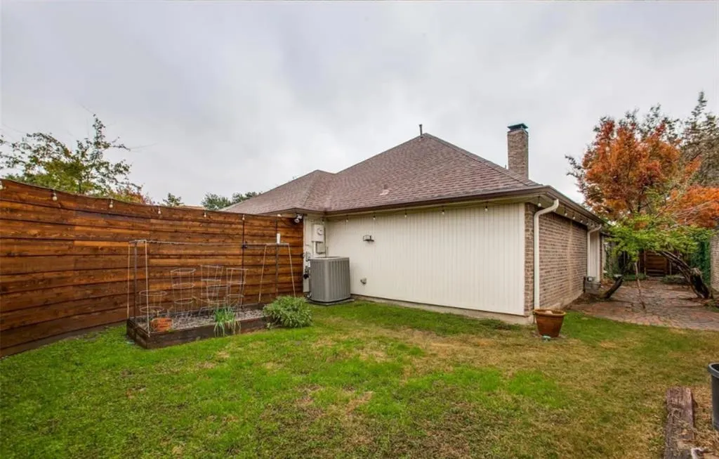 1106 Richland Oaks Drive