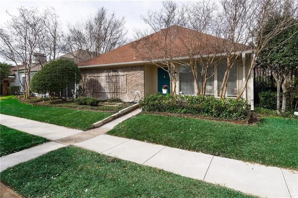 1106 Richland Oaks Drive