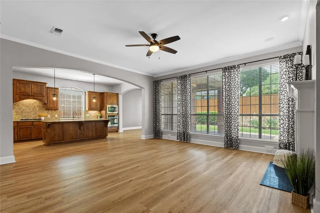 7808 Linksview Drive