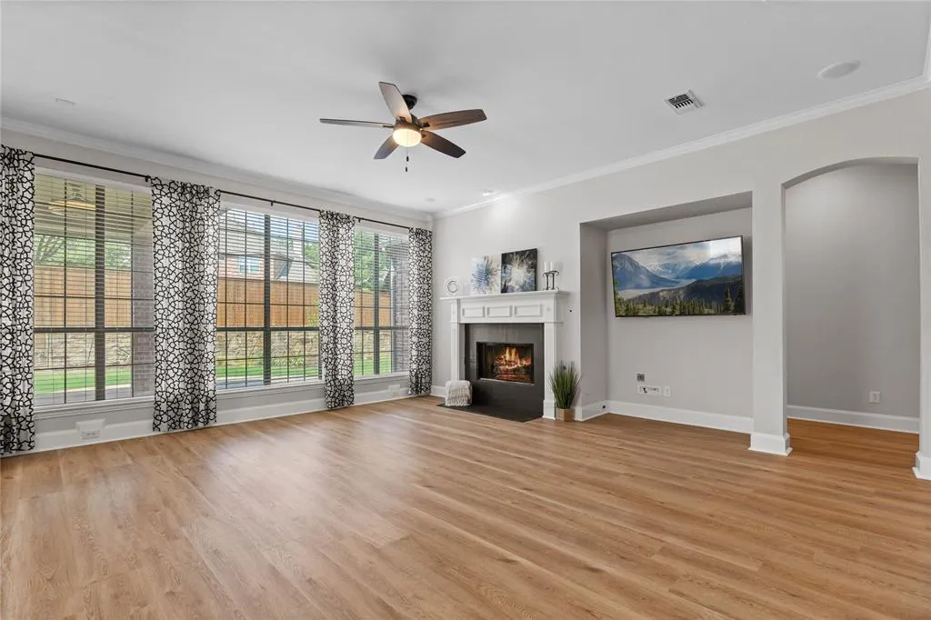 7808 Linksview Drive