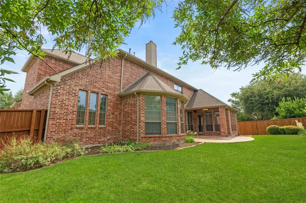 7808 Linksview Drive