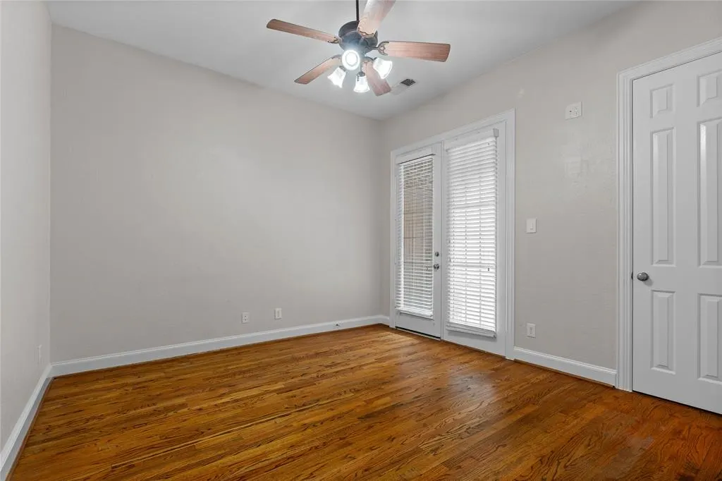 7808 Linksview Drive