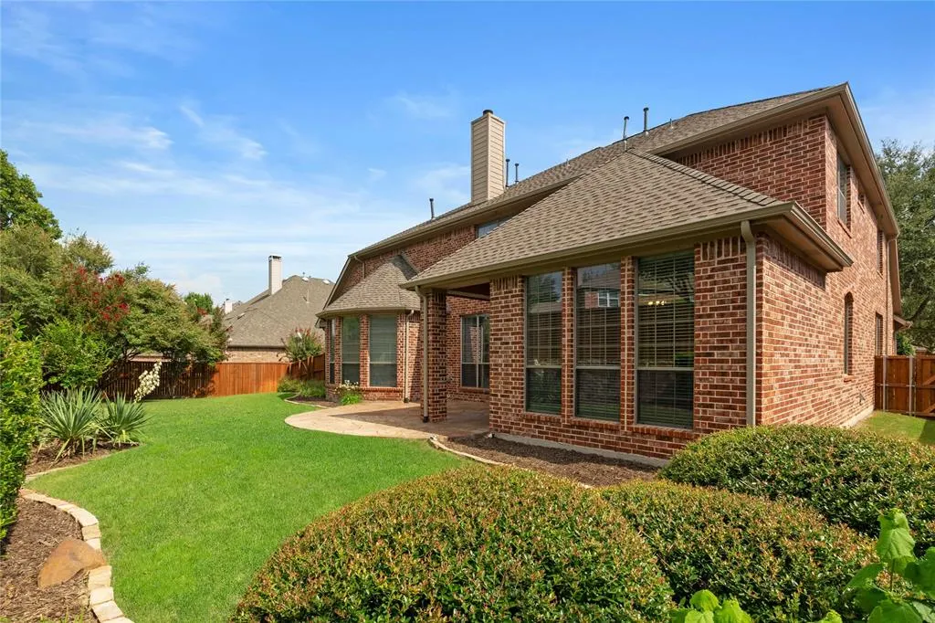 7808 Linksview Drive