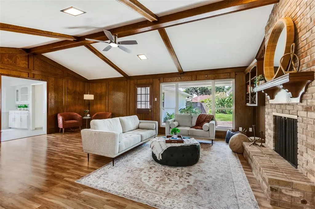607 Tiffany Trail