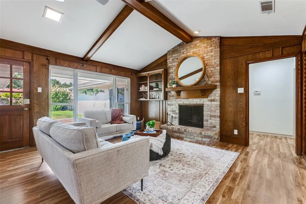 607 Tiffany Trail