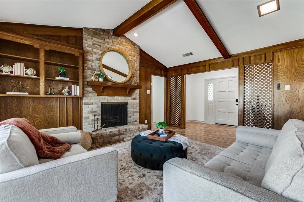 607 Tiffany Trail