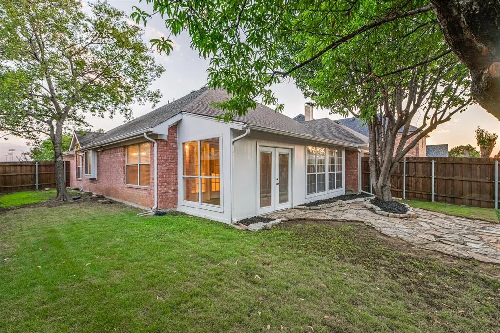 4533 Risinghill Drive