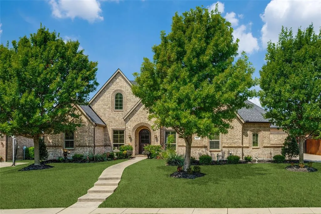 1011 Caribou Drive