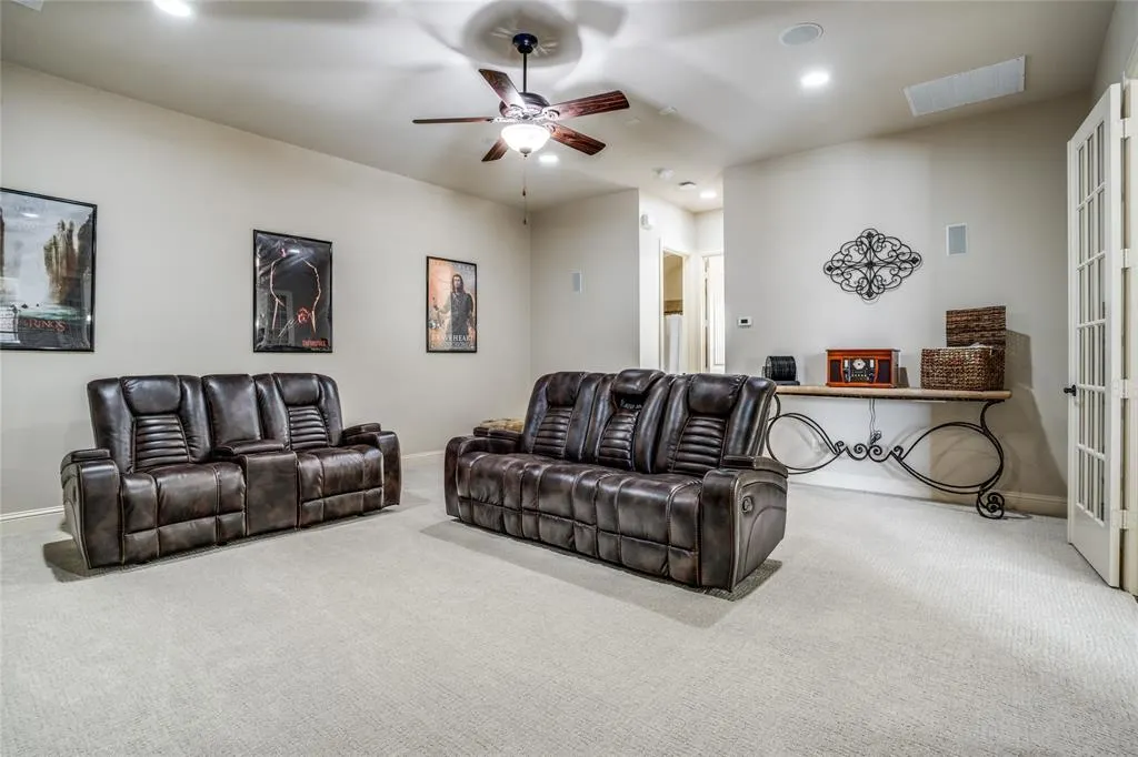 1011 Caribou Drive