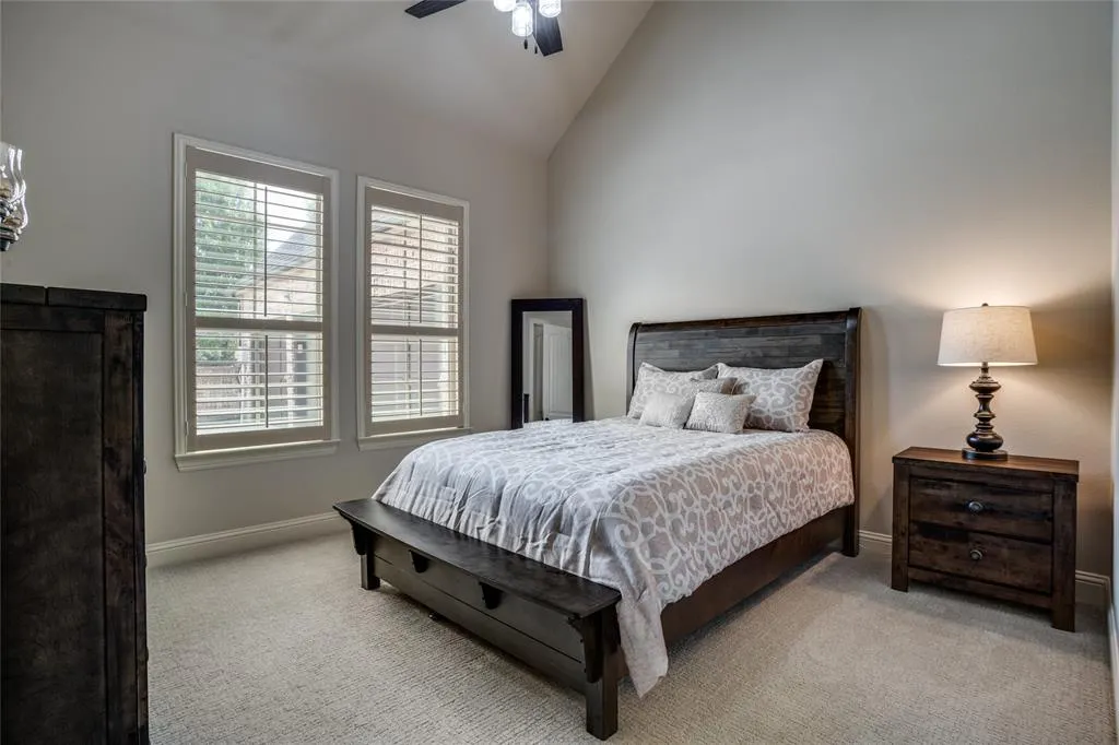 1011 Caribou Drive