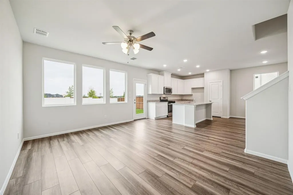 812 Santa Lucia Drive