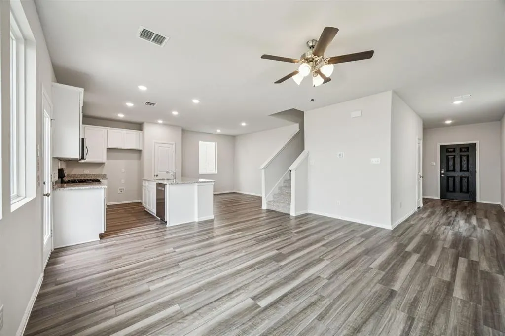 812 Santa Lucia Drive