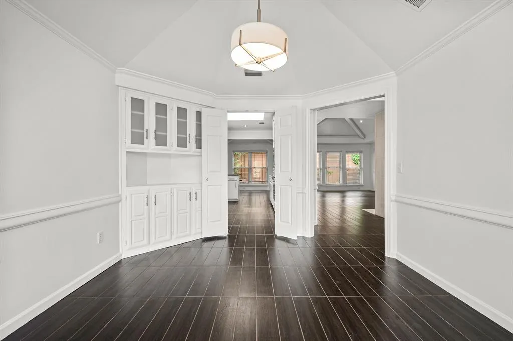 9127 Valley Chapel Lane