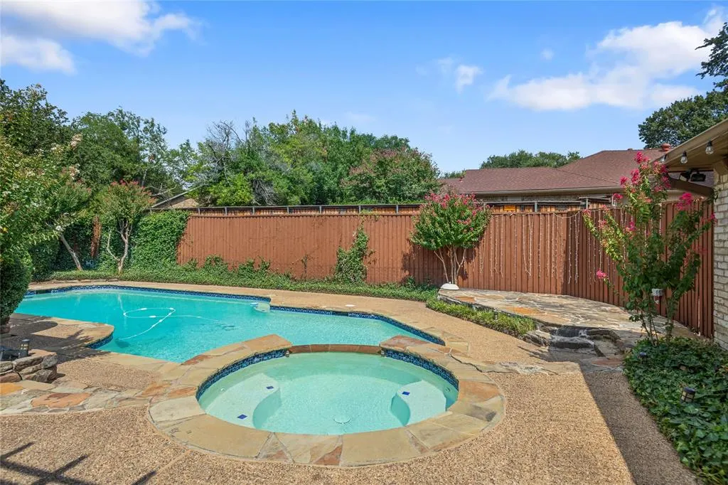 17106 Graystone Drive