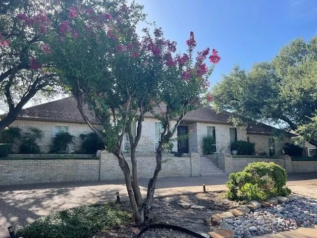 17106 Graystone Drive