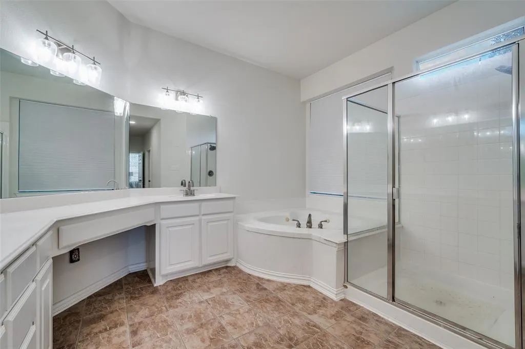 330 Willow Run