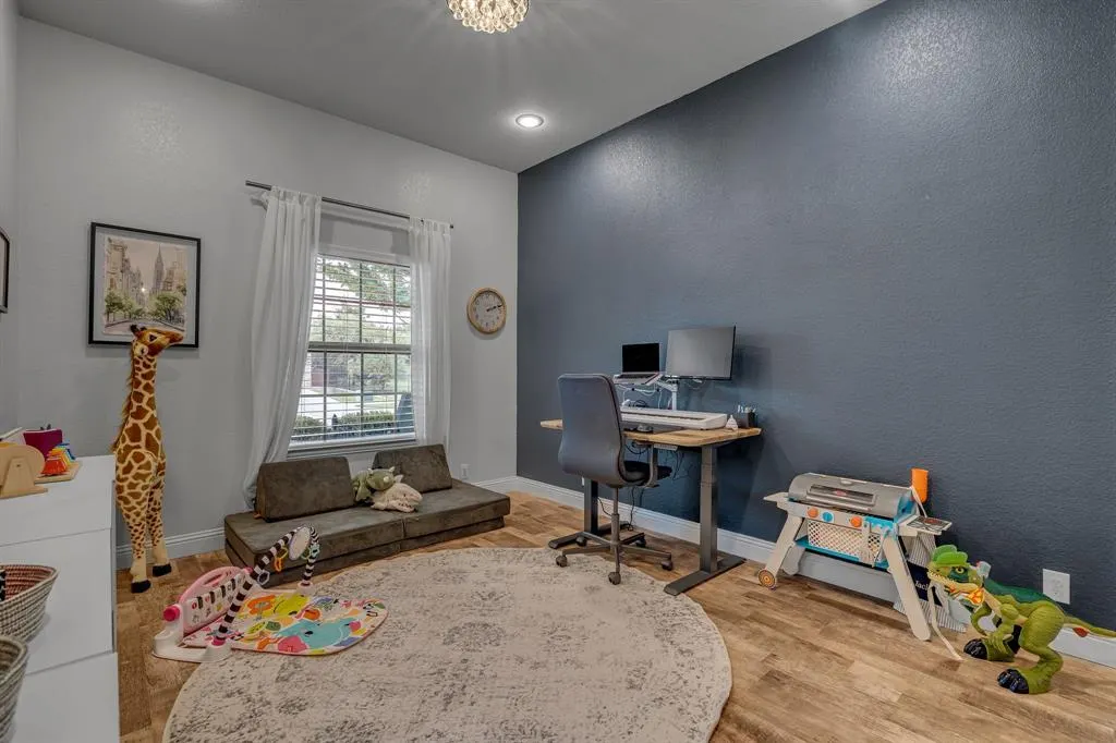 4510 Mimosa Drive
