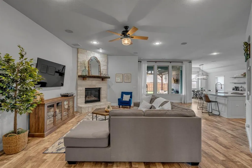 4510 Mimosa Drive