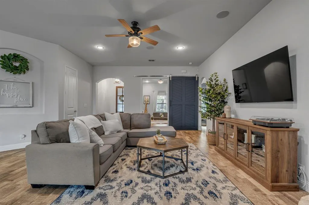 4510 Mimosa Drive