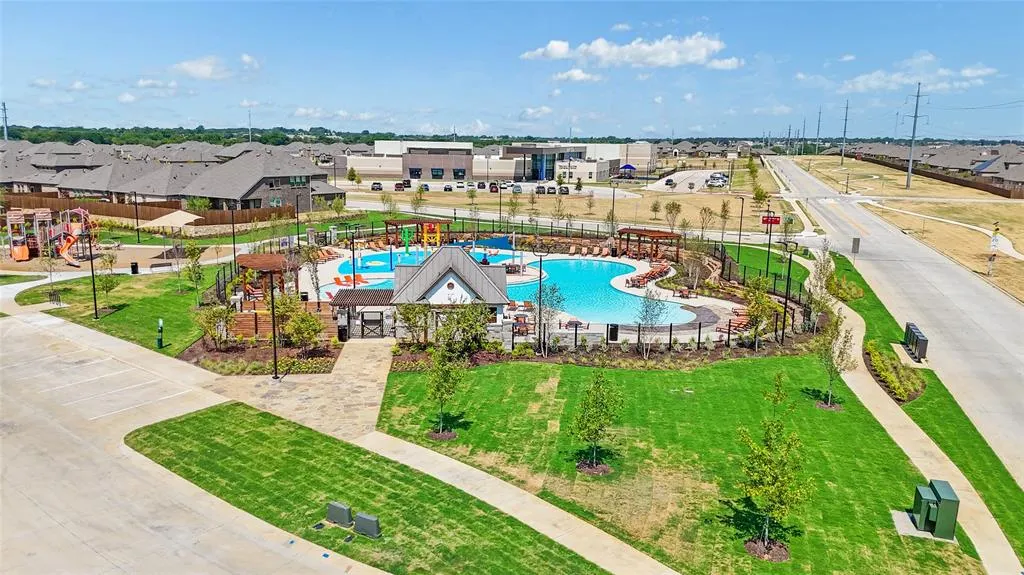 3257 Trails End Road