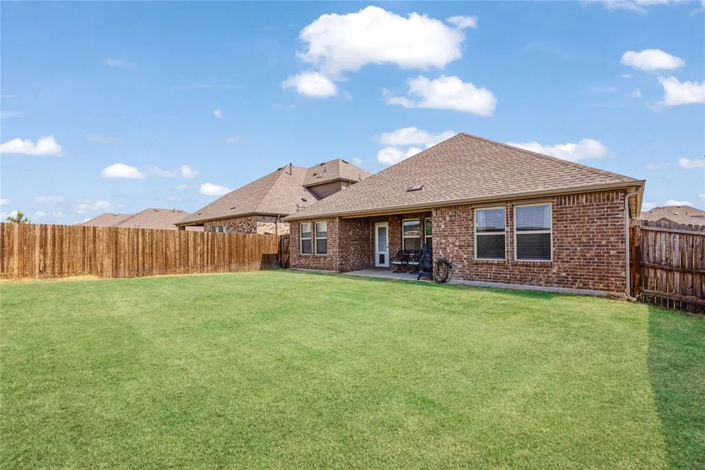 3257 Trails End Road