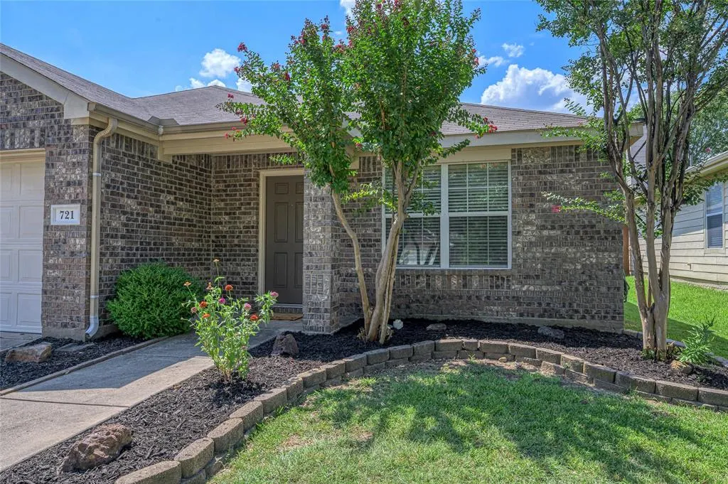 721 Alder Drive