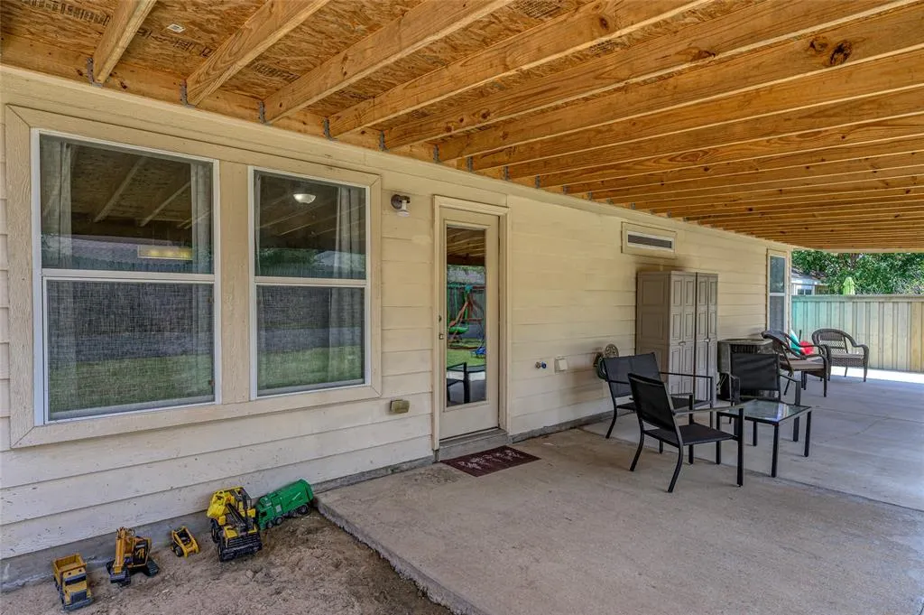 721 Alder Drive