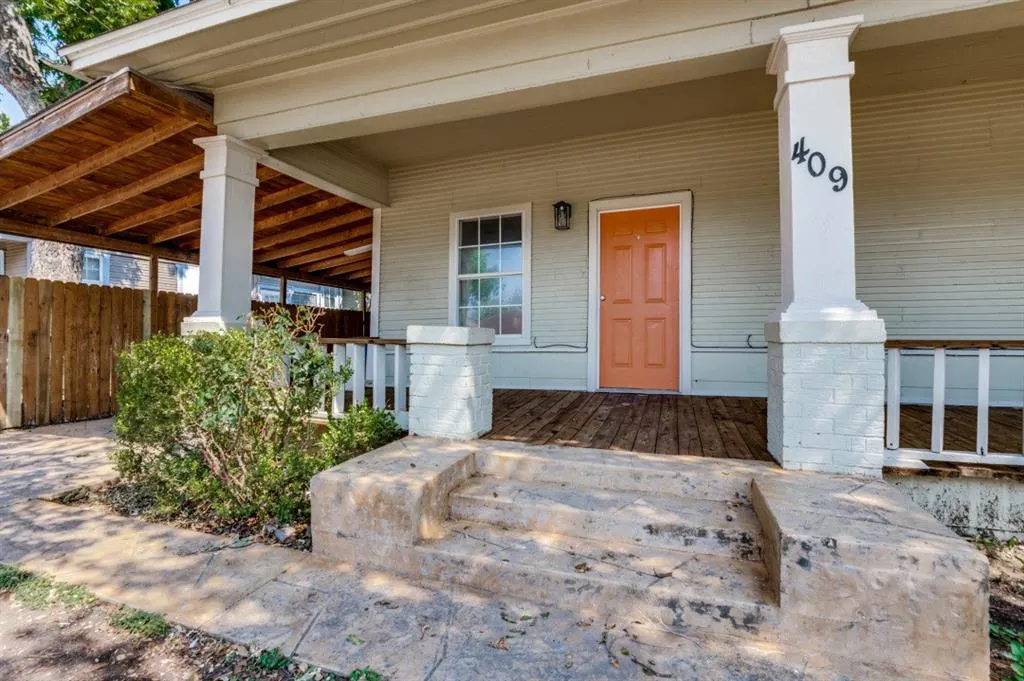409 Sunset Avenue