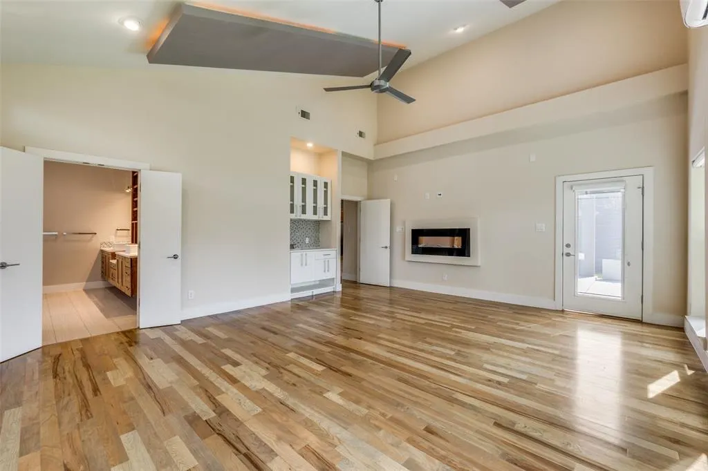 3772 Seguin Drive