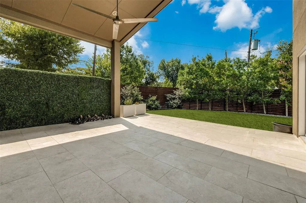 3772 Seguin Drive