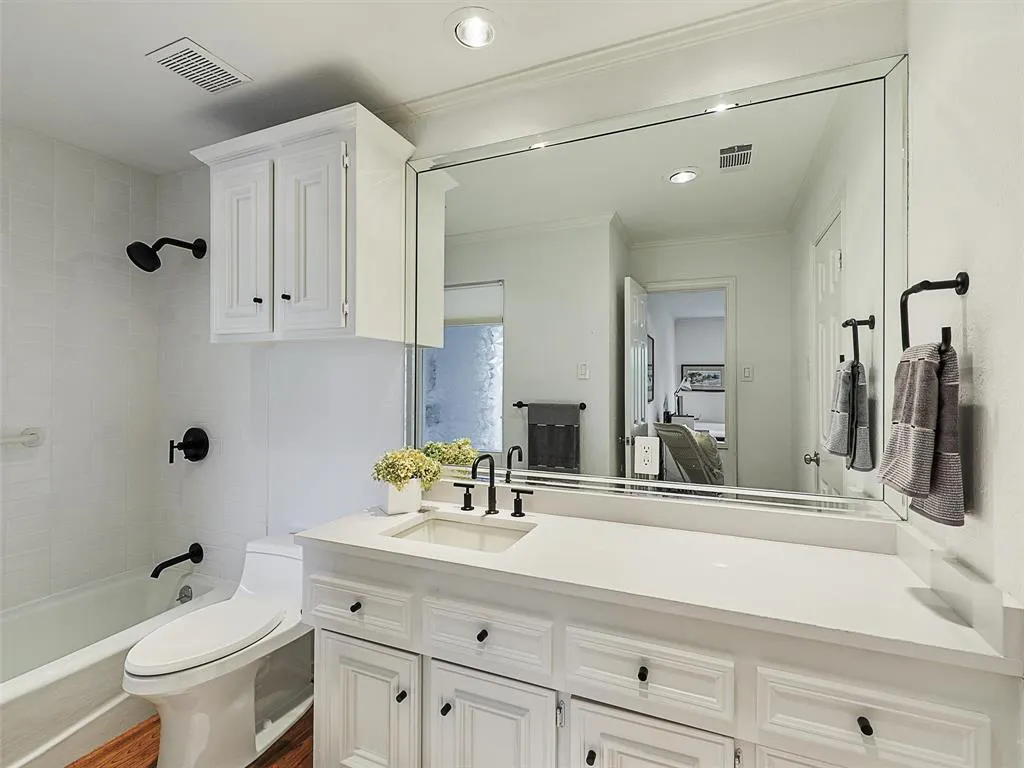 5008 Briar Tree Drive