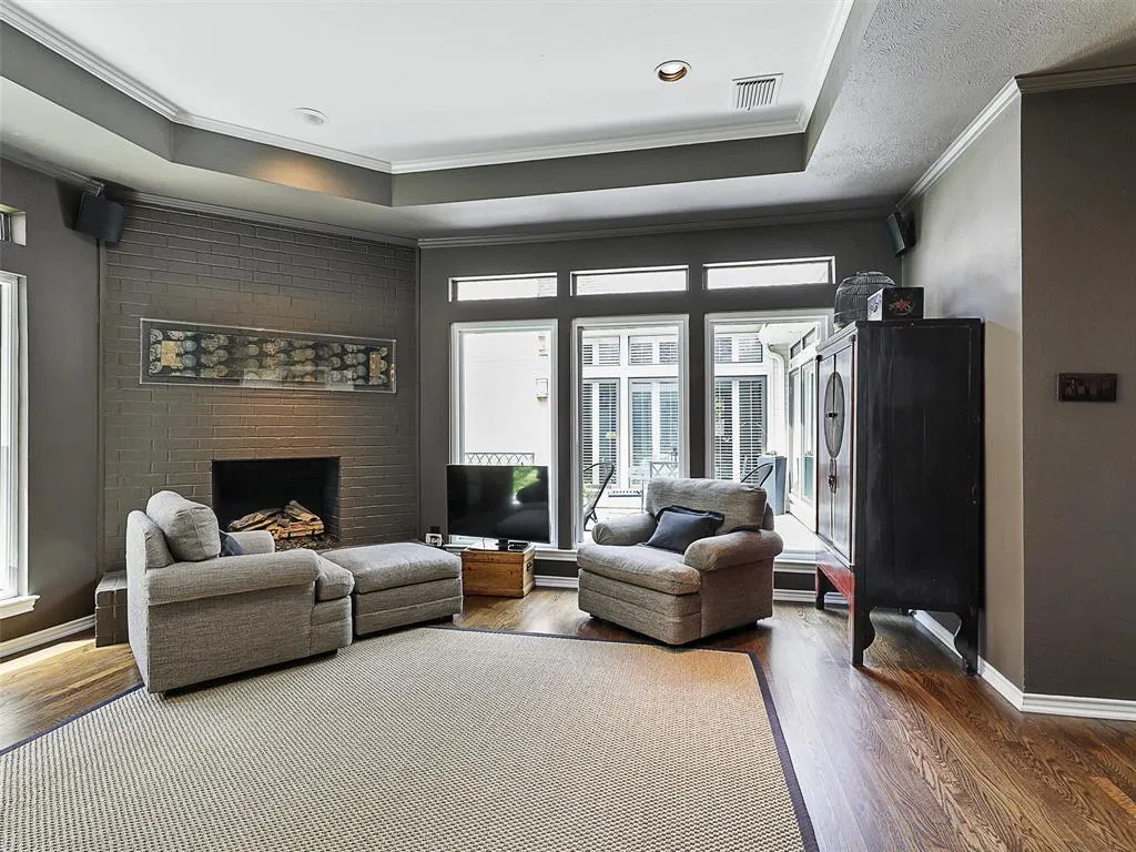 5008 Briar Tree Drive