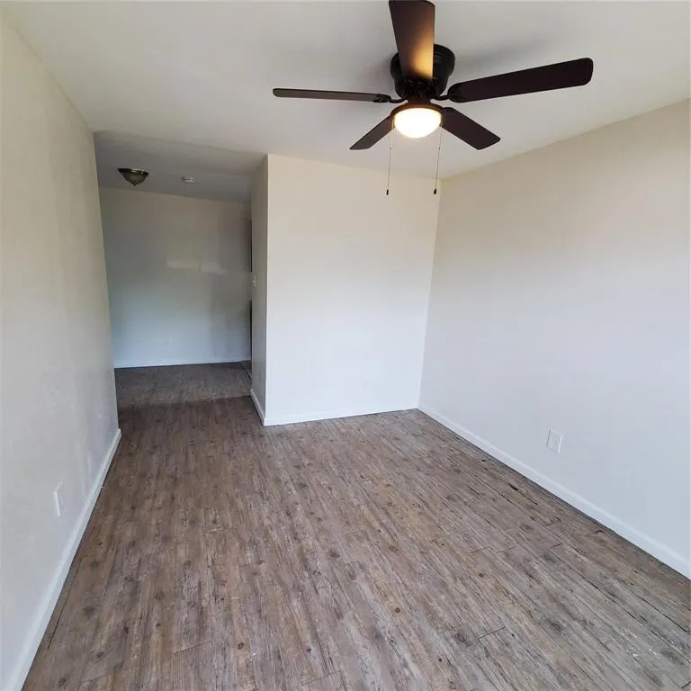 4205 Metropolitan Avenue