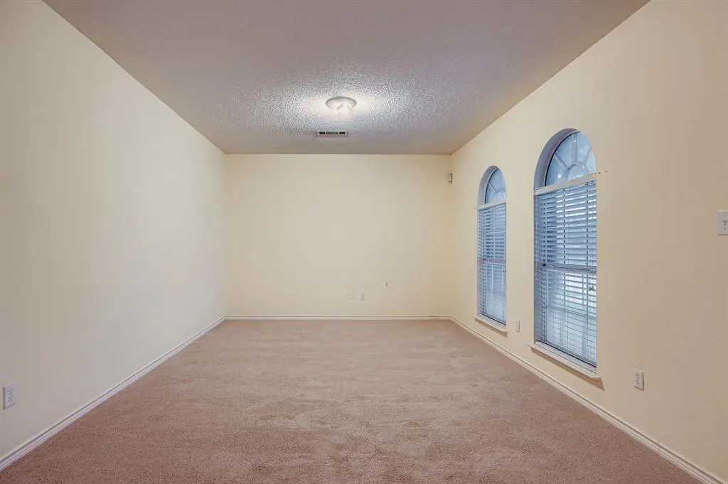 4833 Spanishmoss Drive