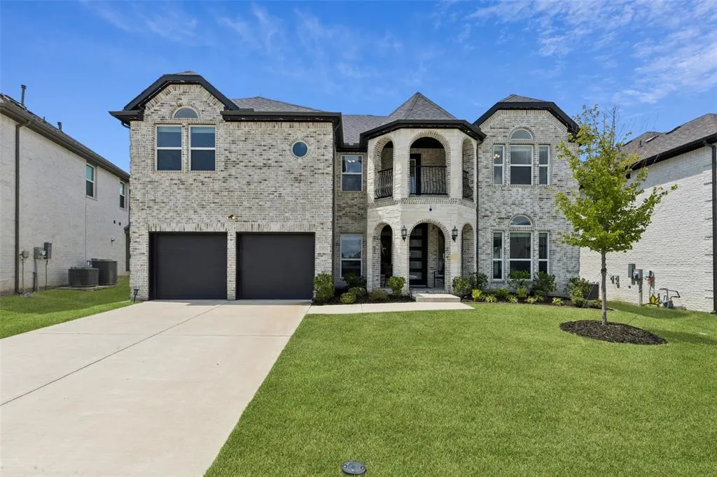 1024 Dupont Drive
