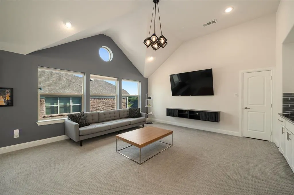 3437 Starling Drive