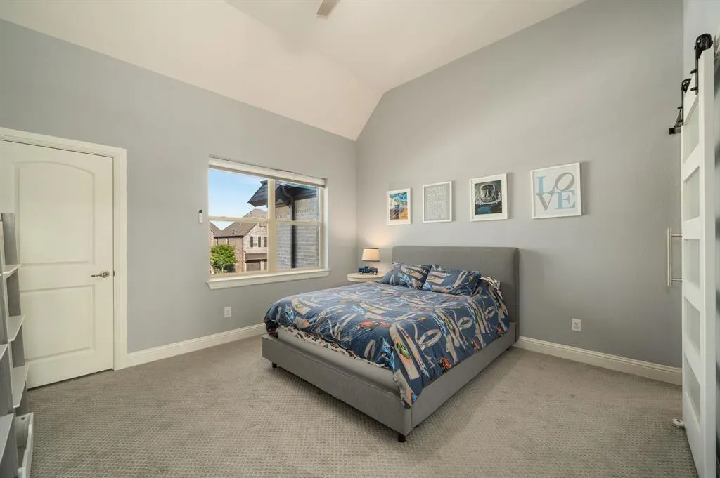 3437 Starling Drive